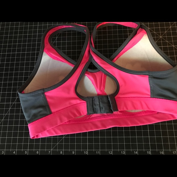 Champion Sports Bra size Small - Picture 2 of 3